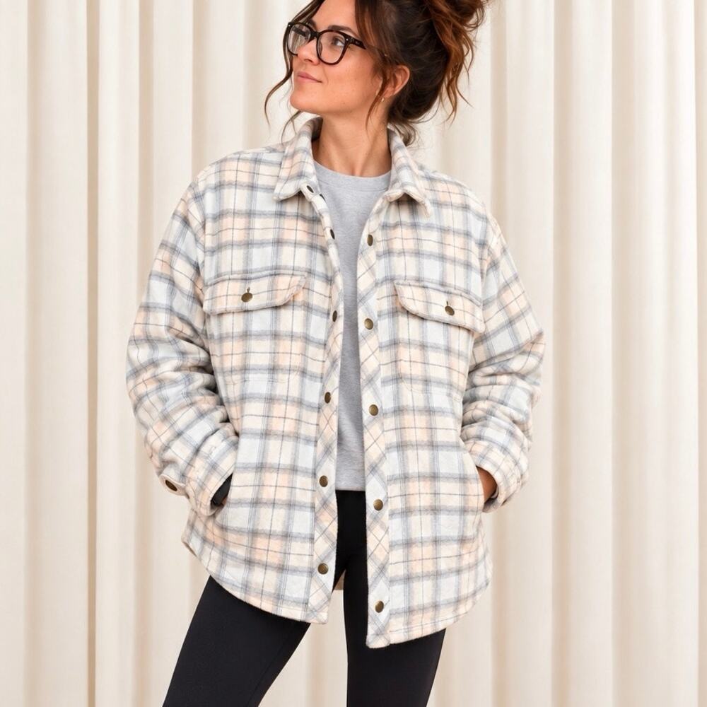 BDG Cream Gray Plaid Quilted Shirt Jacket Shacket Oversized